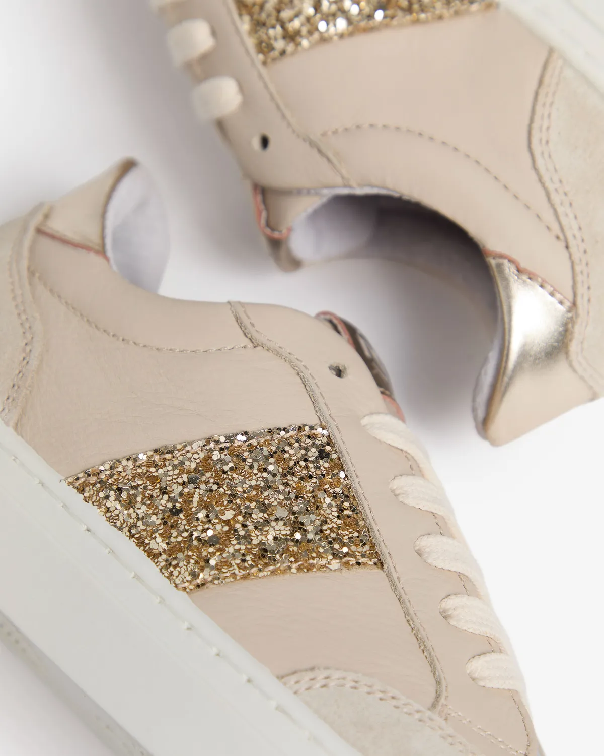 Sneakers fete NeroGiardini Junior piele usoare