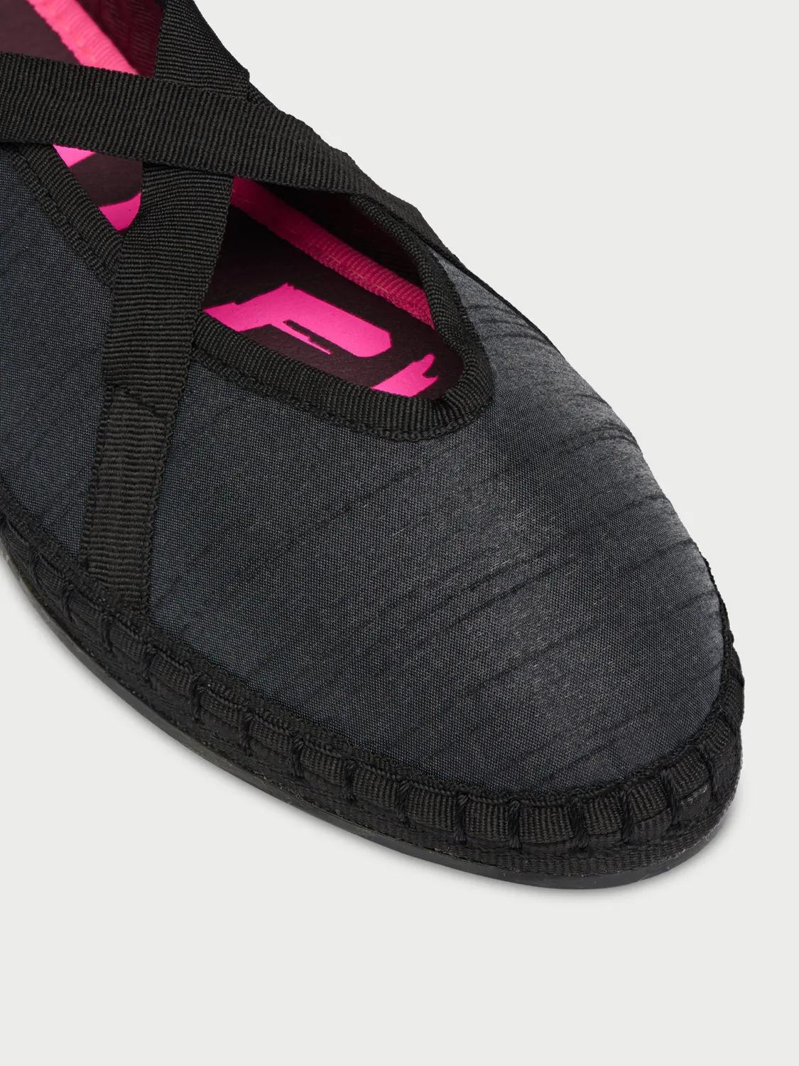 Flagelus Ribbon Caufield balerini negru matase