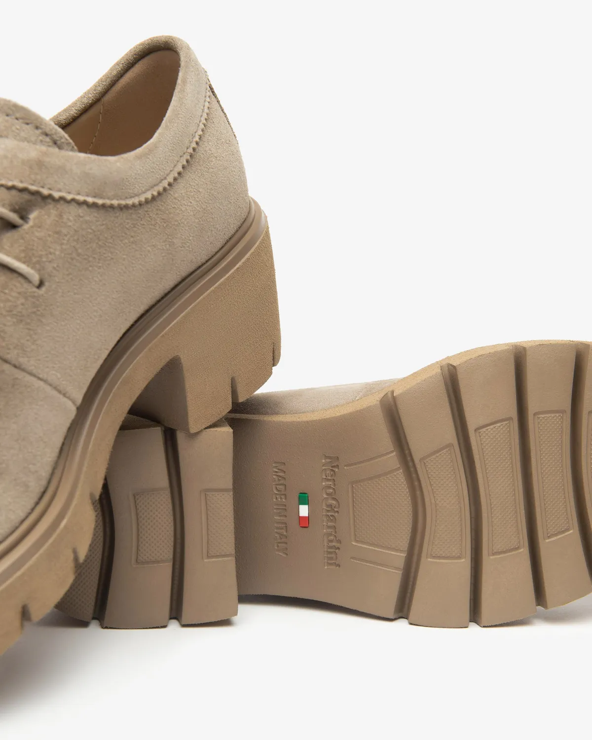 NeroGiardini pantofi siret dama piele intoarsa oxford