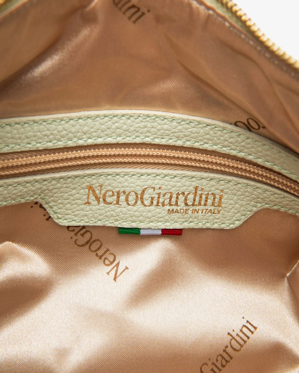 NeroGiardini geantă damă crossbody material tehnic elegantă