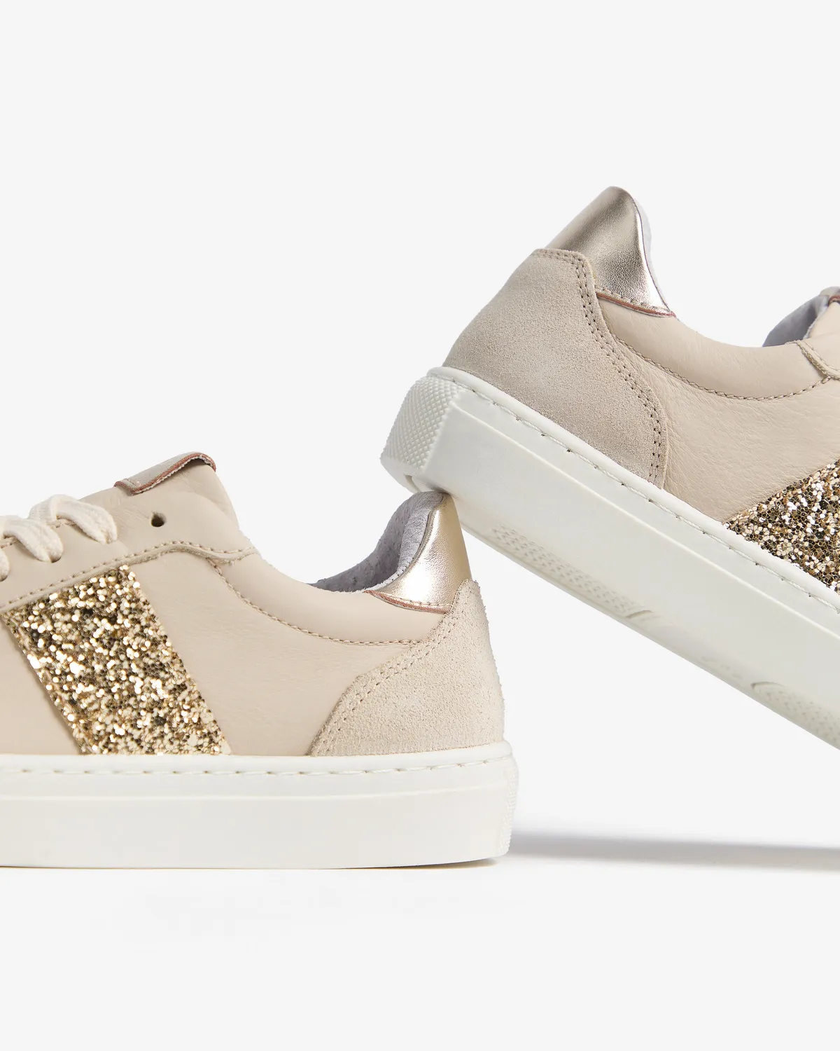 Sneakers fete NeroGiardini Junior piele usoare