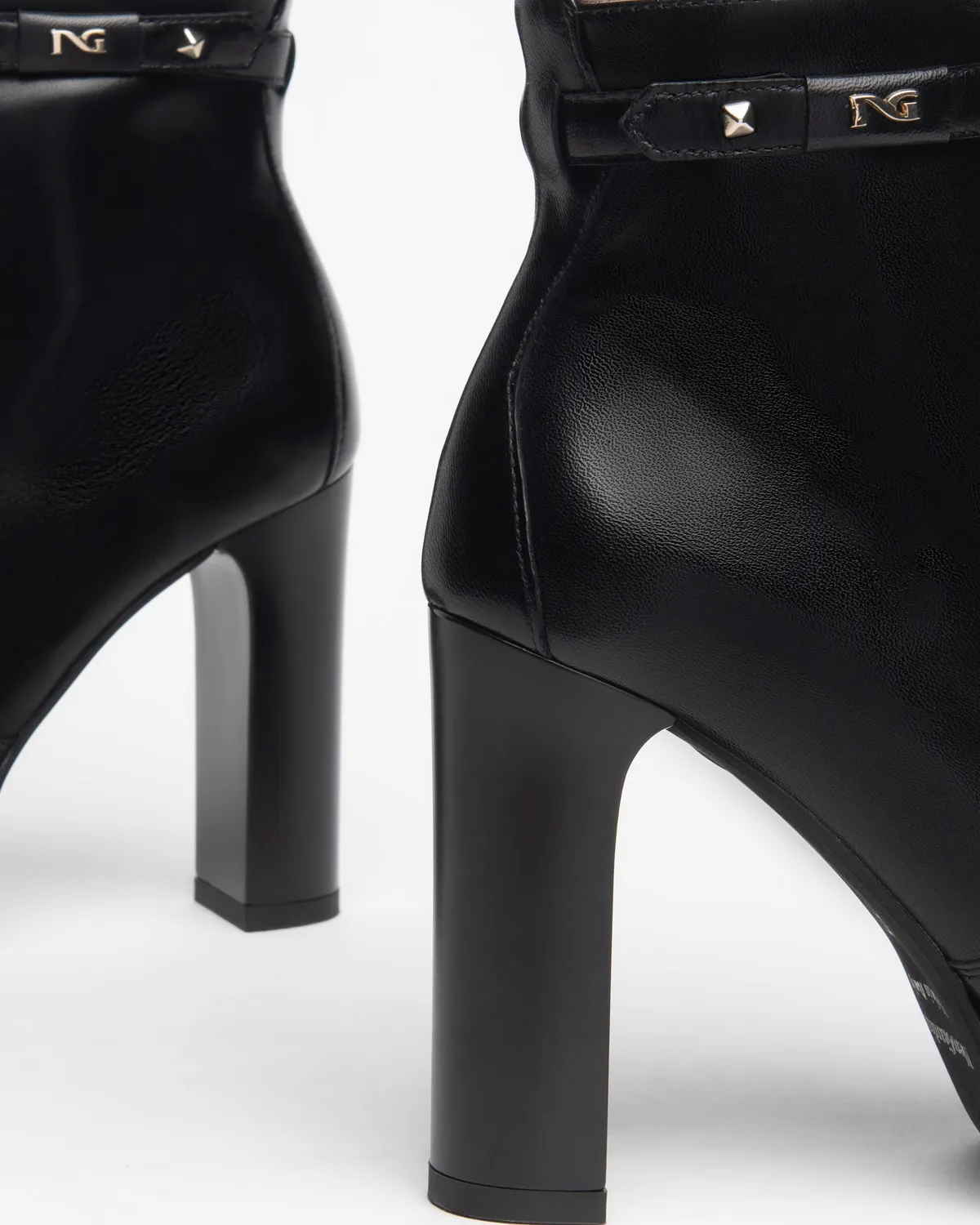 NeroGiardini Botine damă piele glam