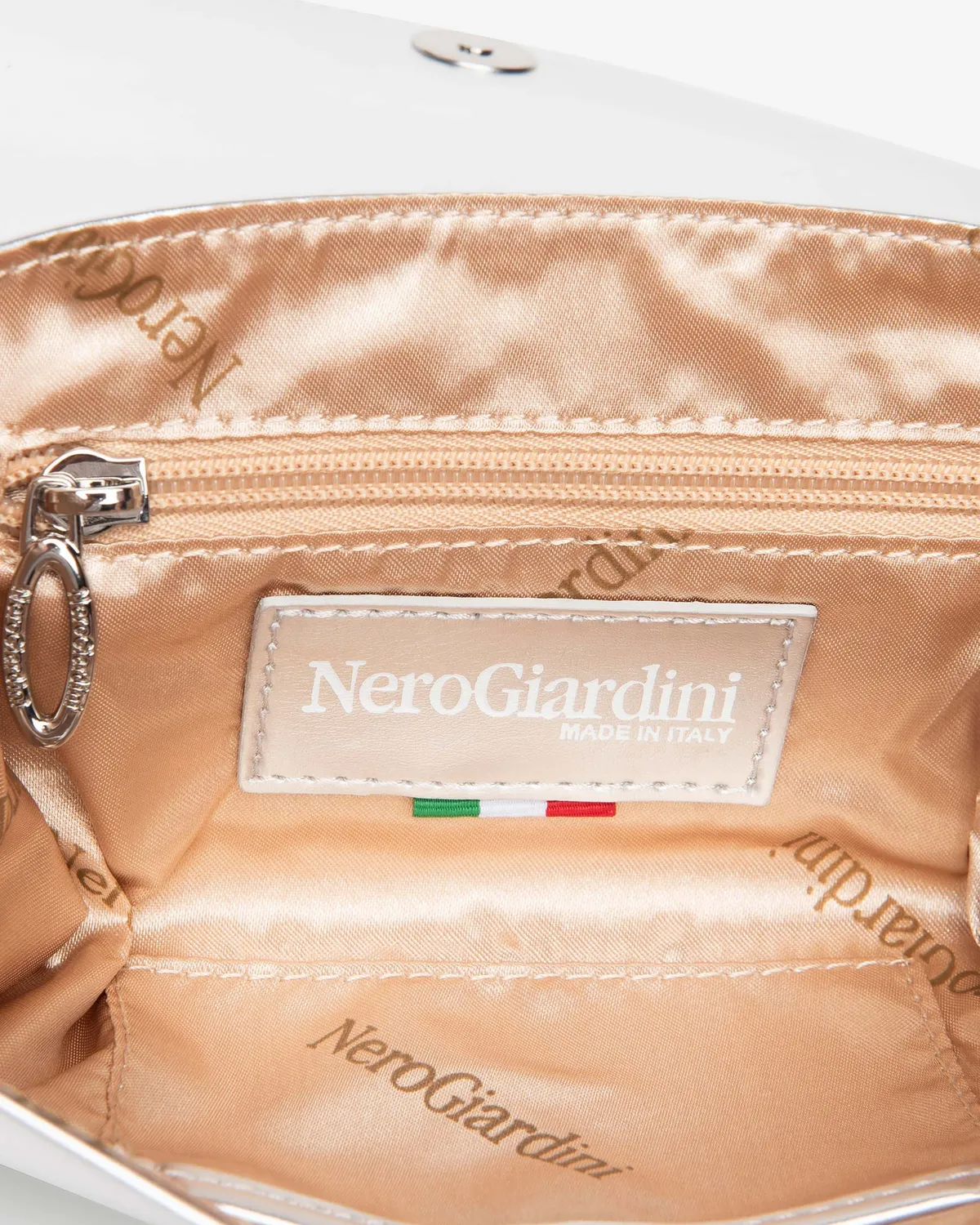 Plic dama NeroGiardini Premium Collection clutch