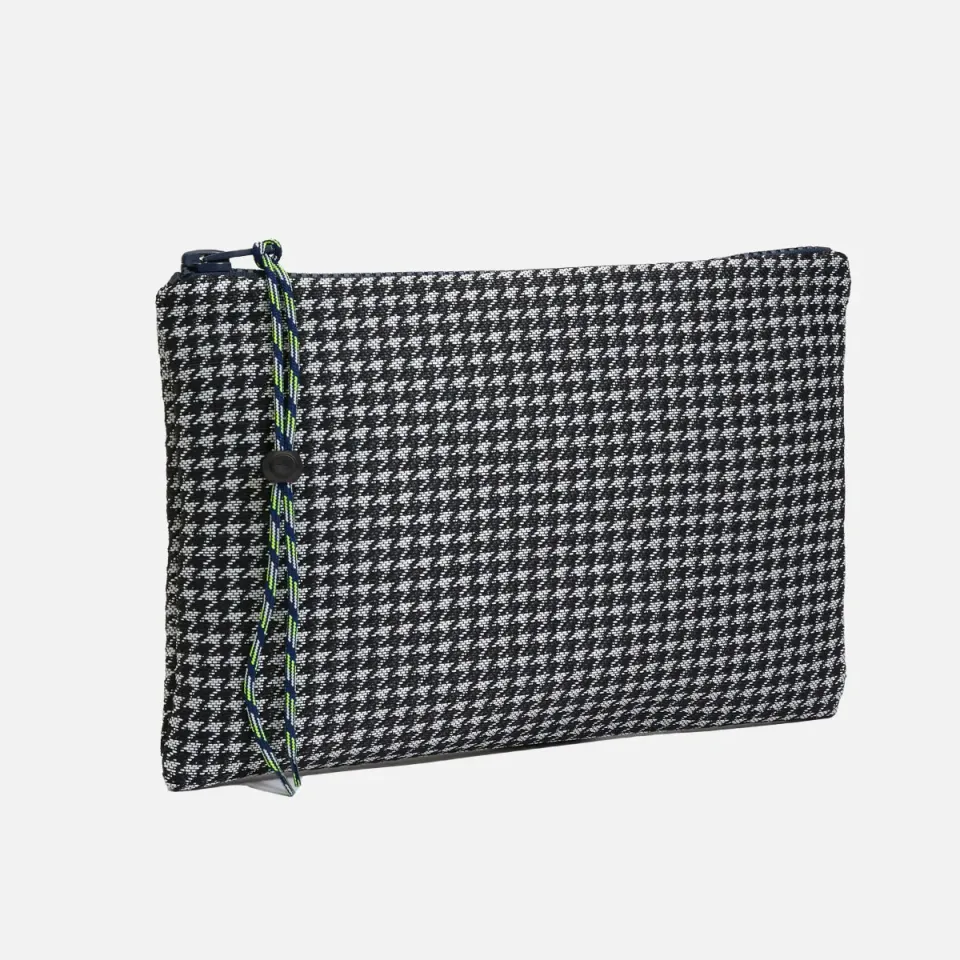 Cecilia Bringheli Ventiquattro Black White plic rafie
