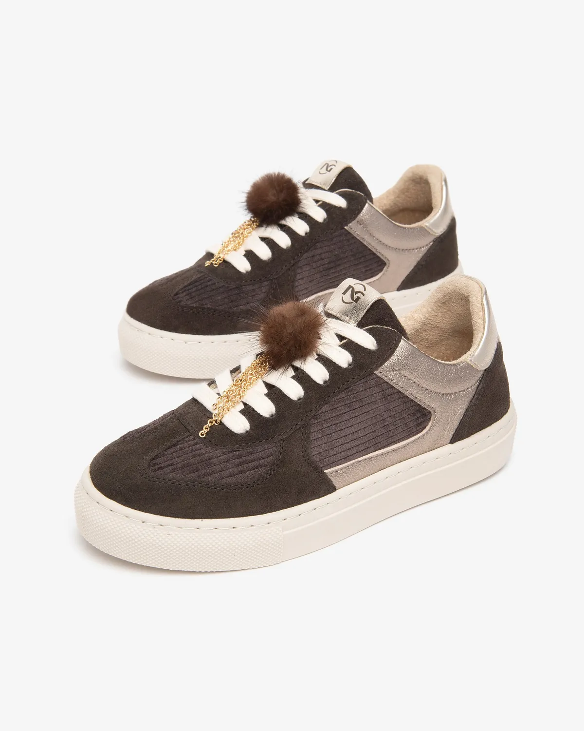 NeroGiardini sneakers fete piele intoarsa cu pompon 30-39