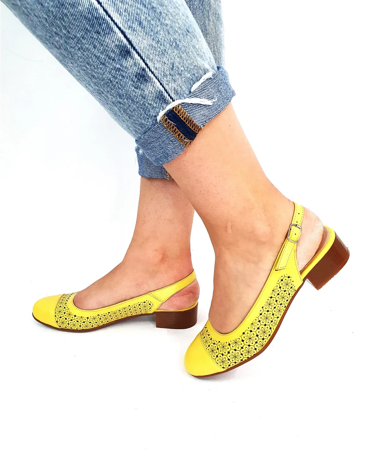 Catinca Shoes T16 Galben sandale dama piele naturala