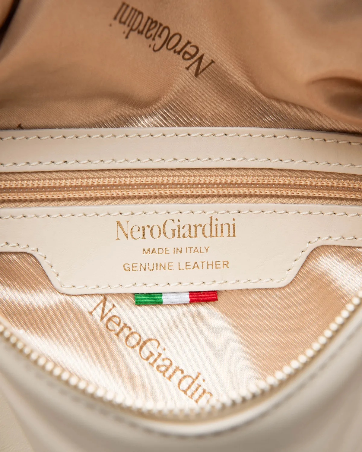 NeroGiardini geanta piele dama crossbody