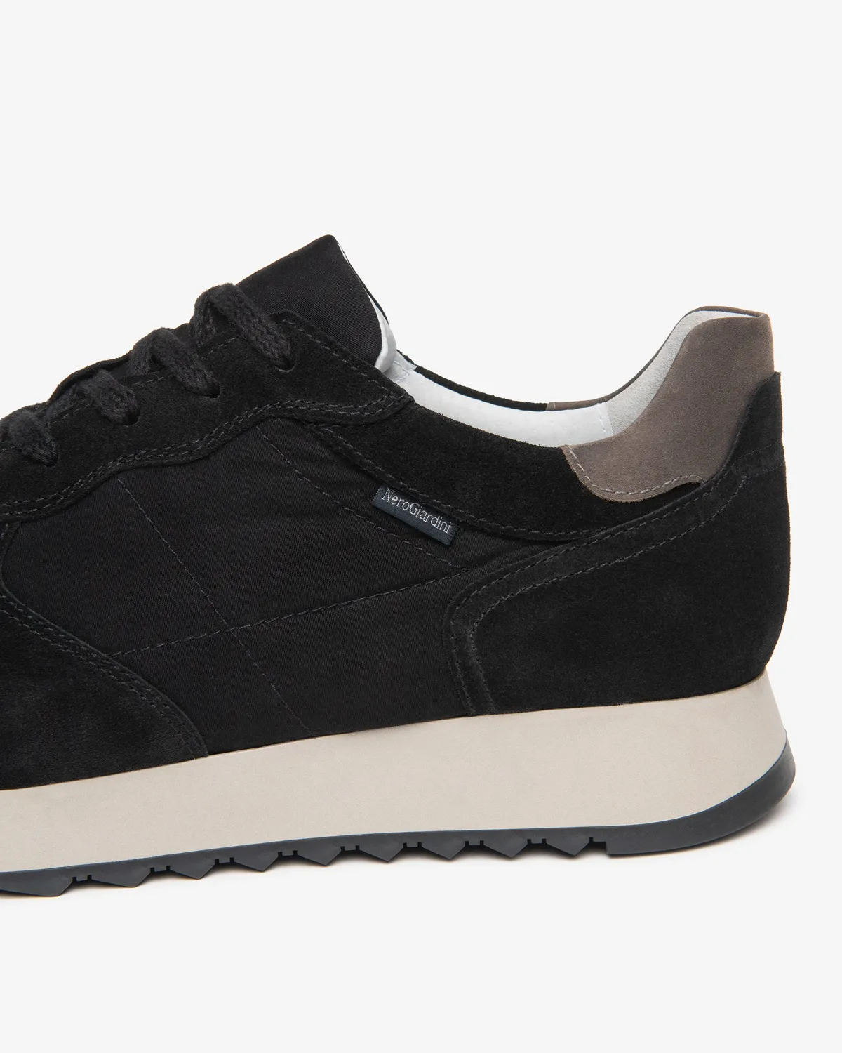 NeroGiardini sneakers velur panza barbati toamna
