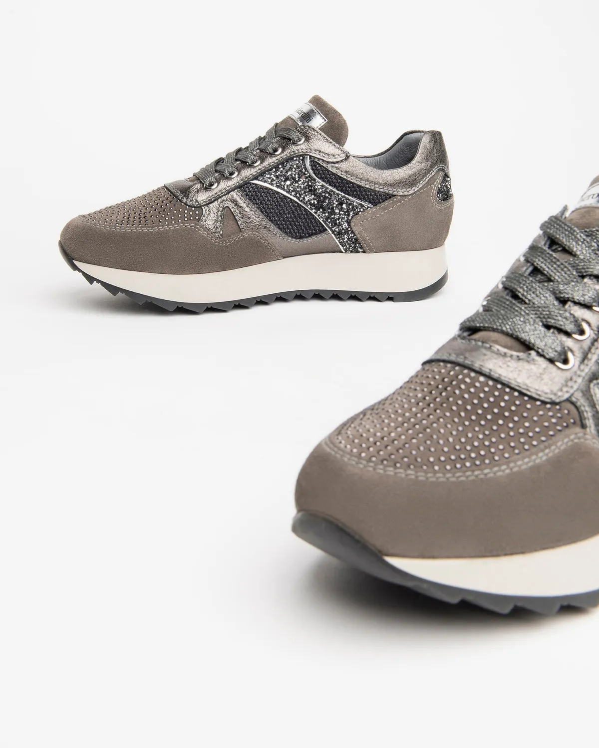NeroGiardini sneakers piele intoarsa dama cu strasuri