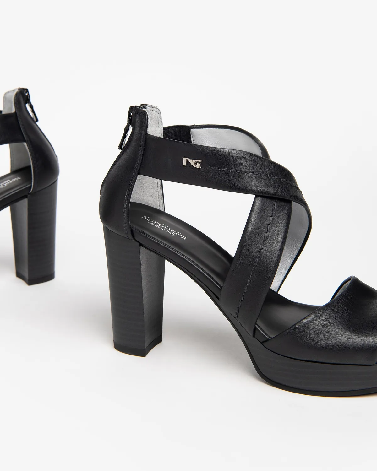 NeroGiardini Sandale piele dama elegante vara