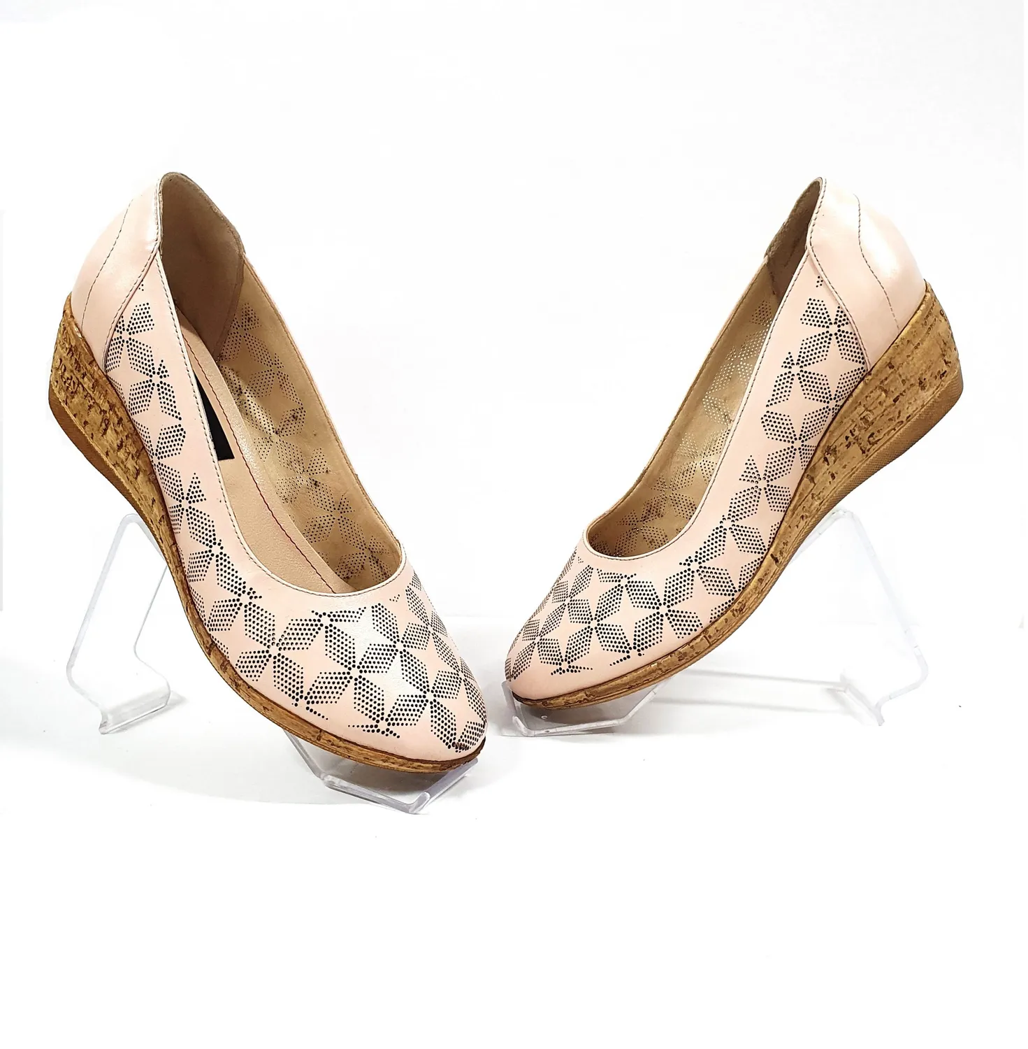 Catinca Shoes T13 BJ pantofi dama bej perforati