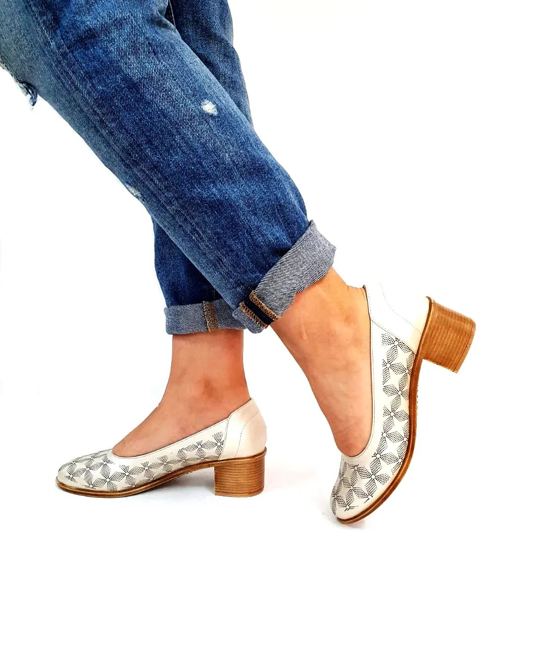Catinca Shoes T13 BJS pantofi dama piele bej perforati