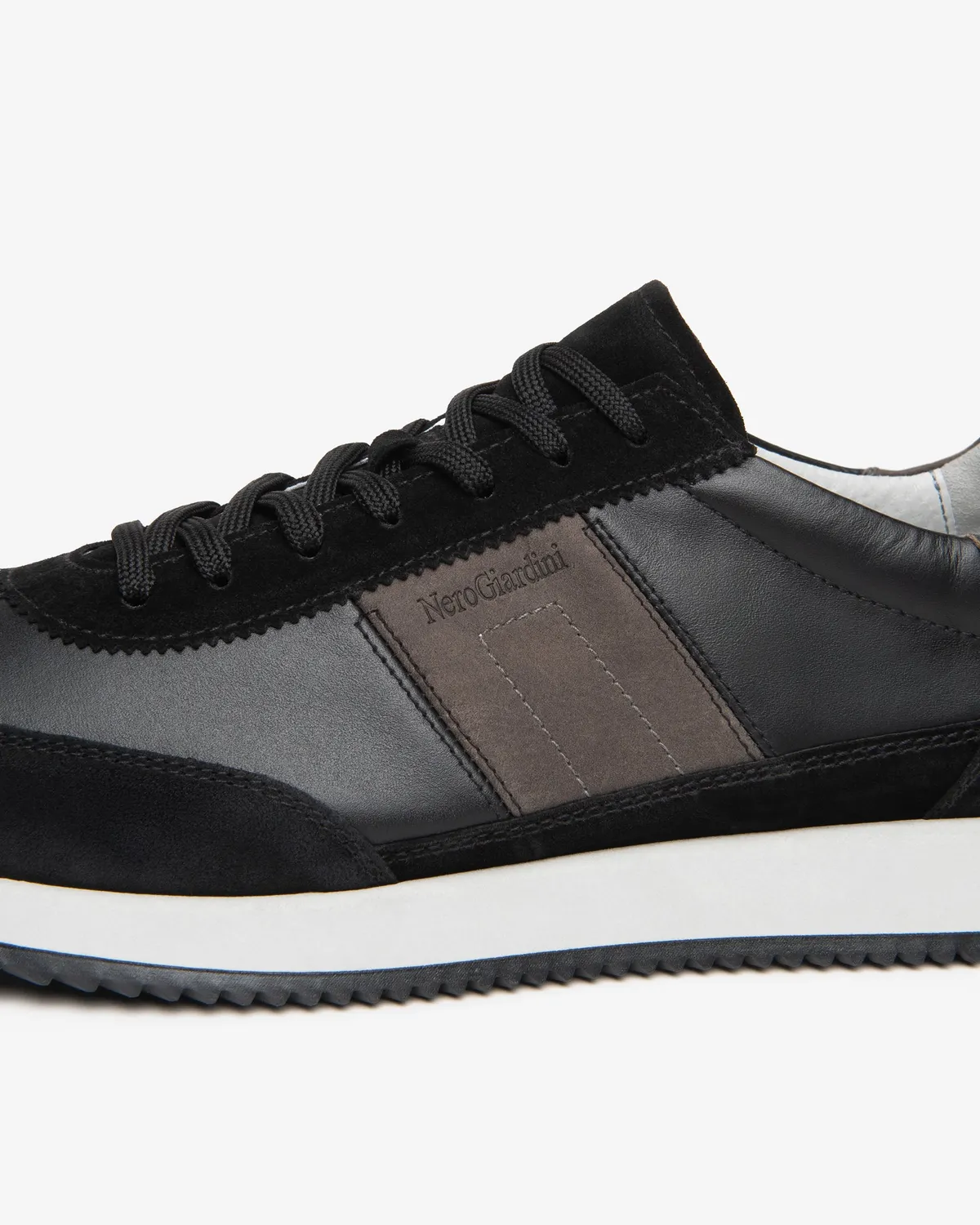 NeroGiardini pantofi sport barbati piele cu logo lateral