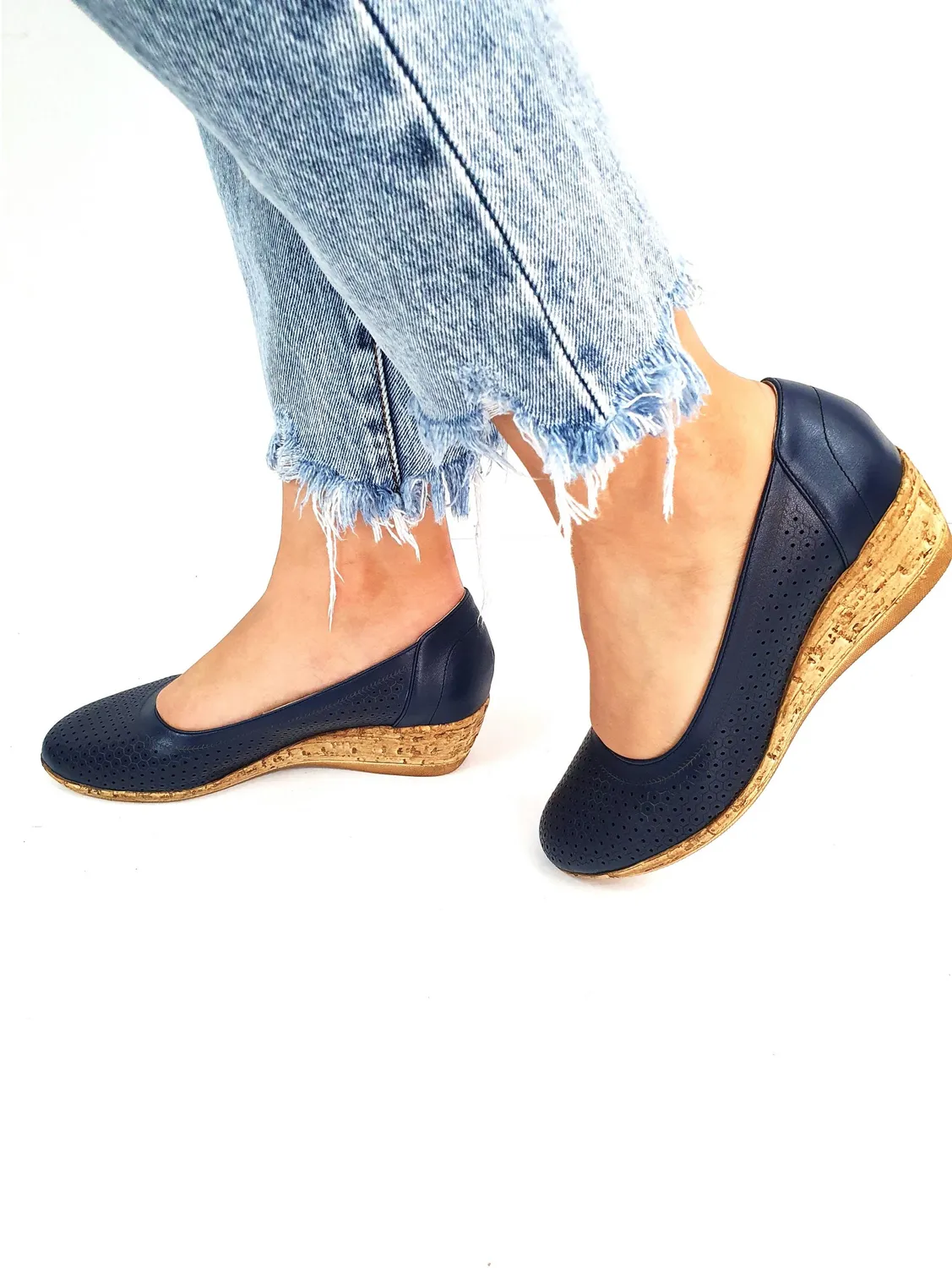 Catinca Shoes T2 BL pantofi dama perforati bleumarin piele