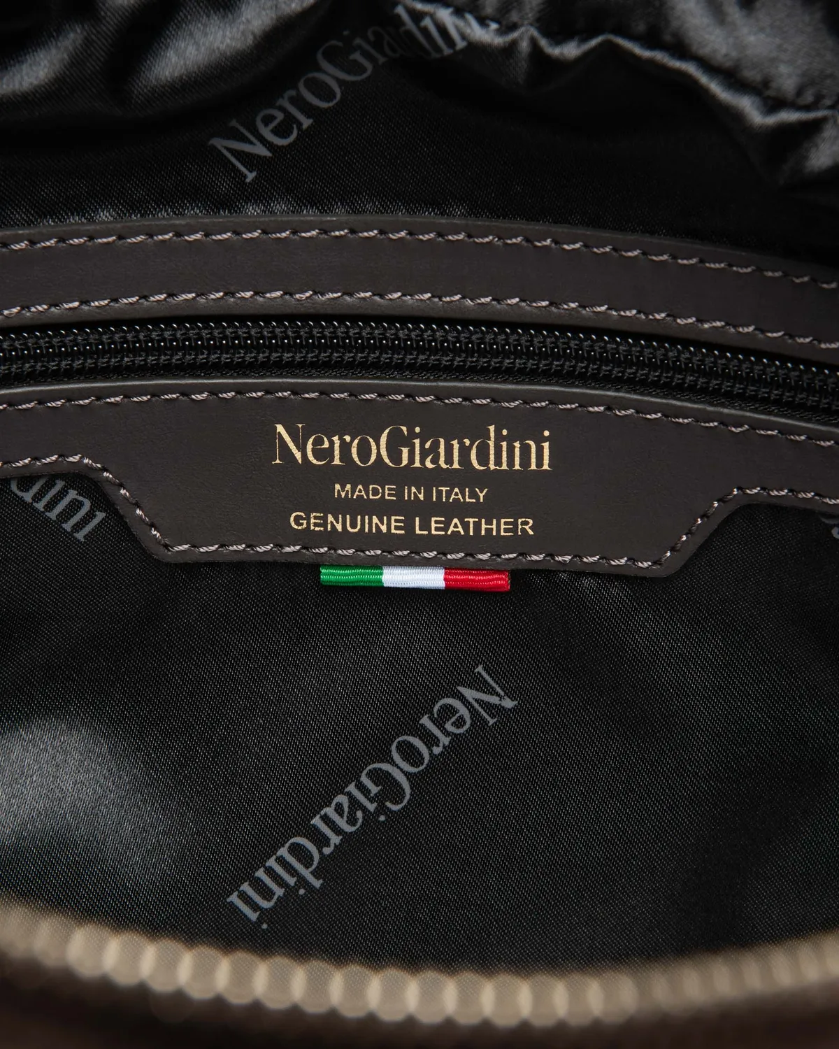 NeroGiardini geanta bowler dama piele intoarsa