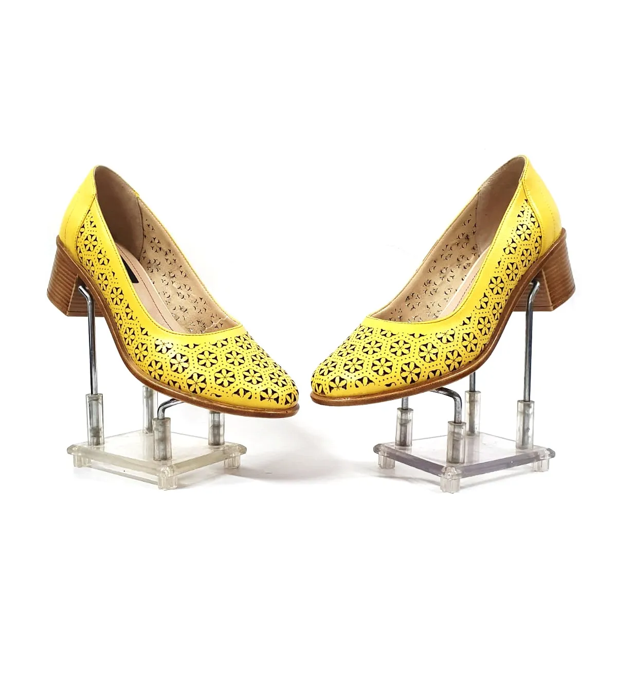Catinca Shoes T15 GA pantofi damă perforați galben