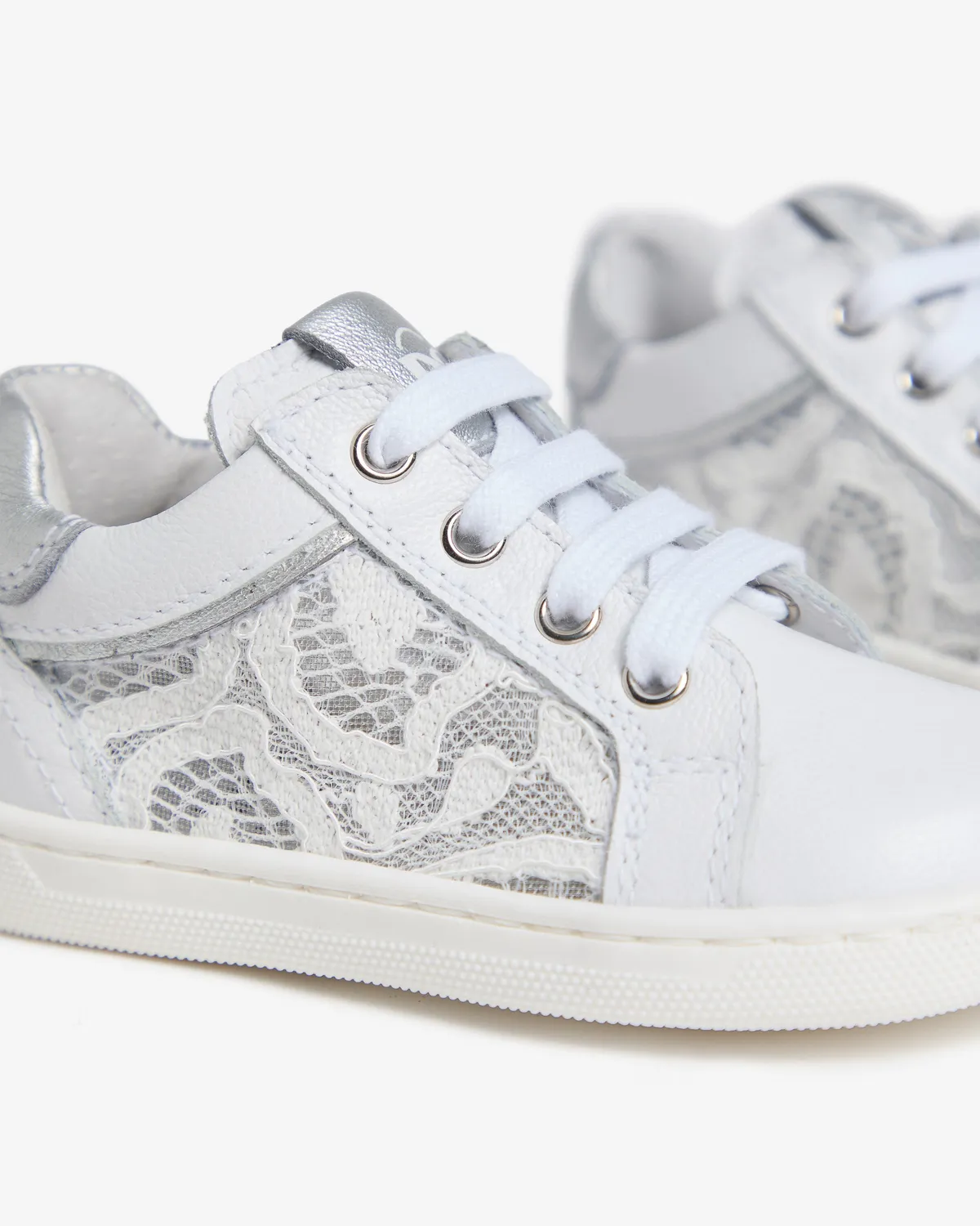 Sneakers fete NeroGiardini Junior piele vara