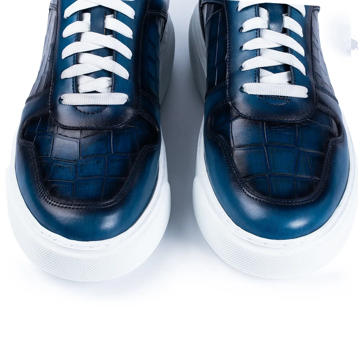 Lucas Shoes 003 sneakers azzuro piele naturală