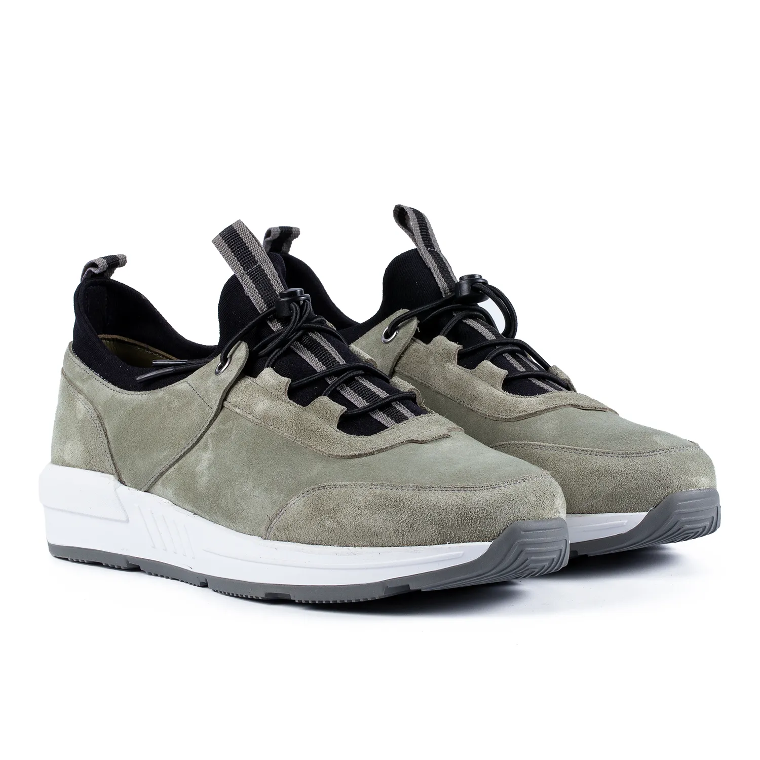 Lucas 520 sneakers barbati vernil velur piele