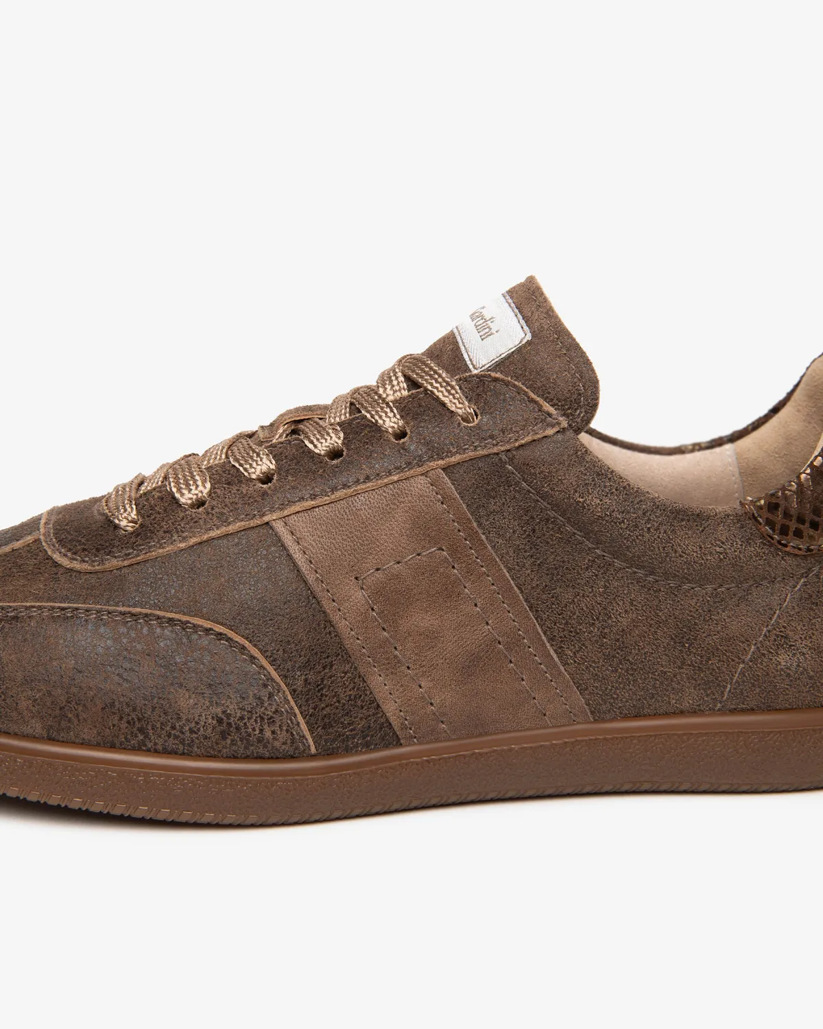 NeroGiardini sneakers damă piele efect vintage cu șiret