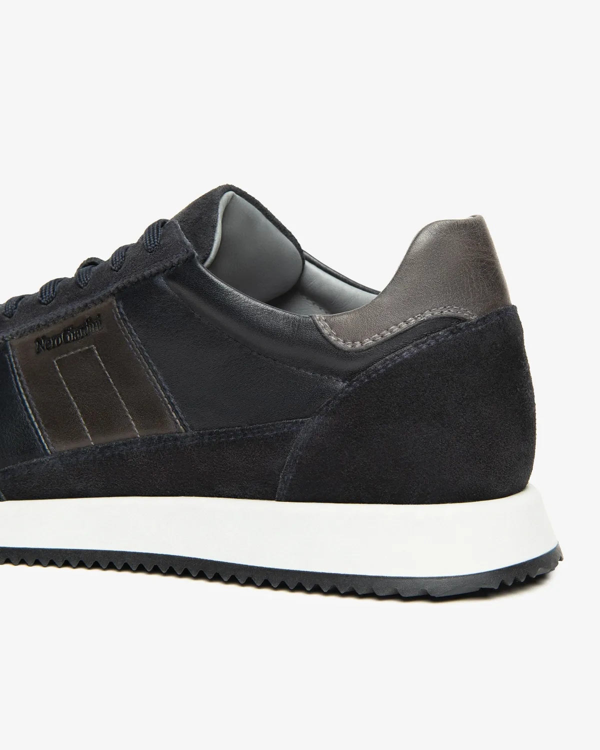 Sneakers piele barbati NeroGiardini piele intoarsa