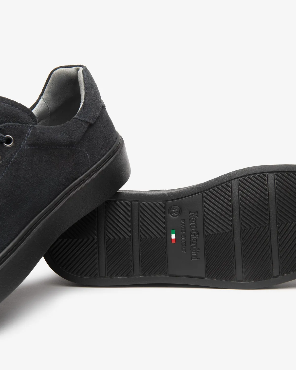 NeroGiardini sneakers piele intoarsa barbati siret
