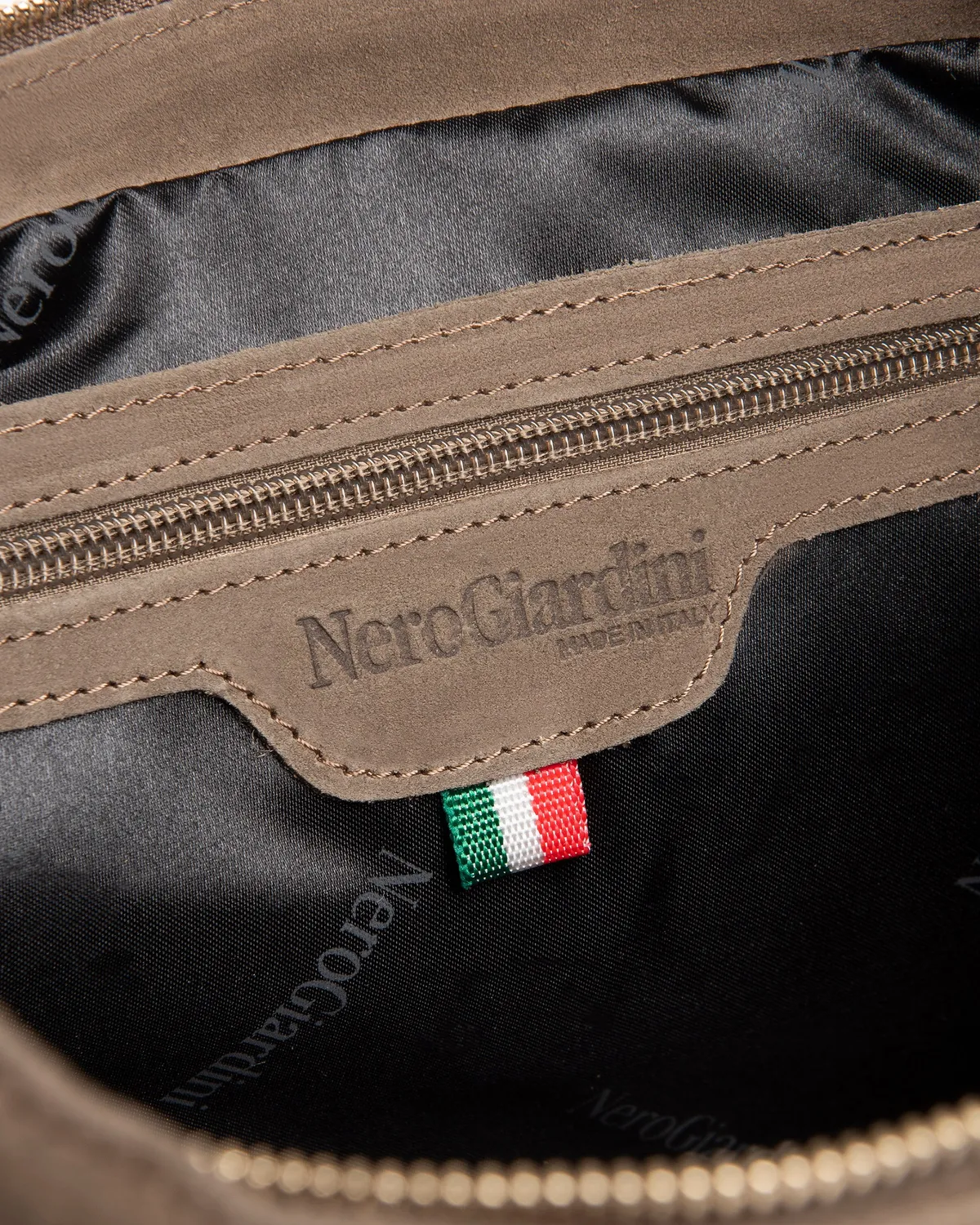 NeroGiardini geanta dama piele intoarsa hobo marime unica