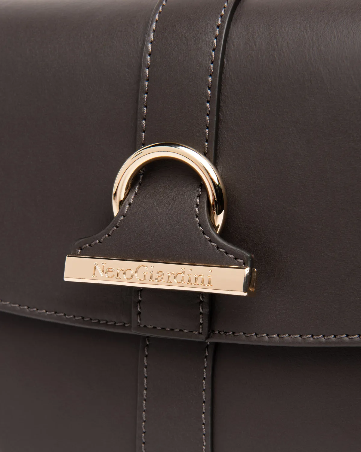 NeroGiardini geanta crossbody piele dama eleganta