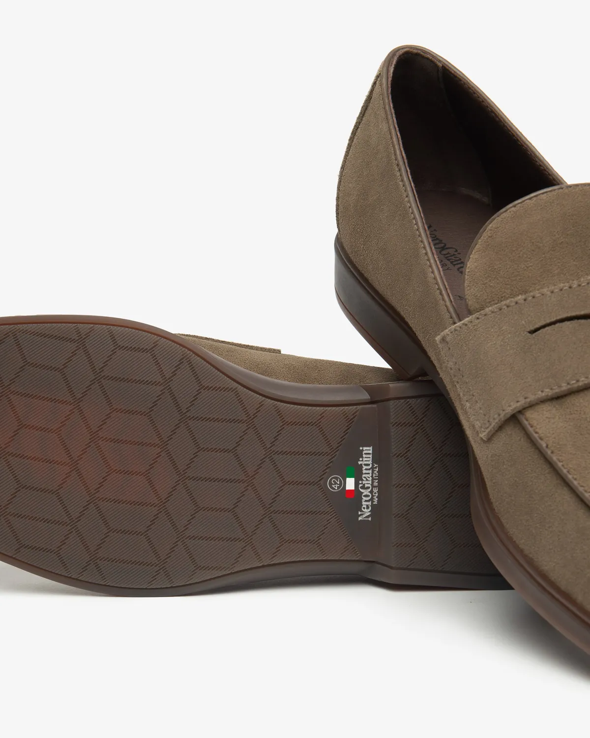 Mocasini NeroGiardini barbati piele intoarsa maro