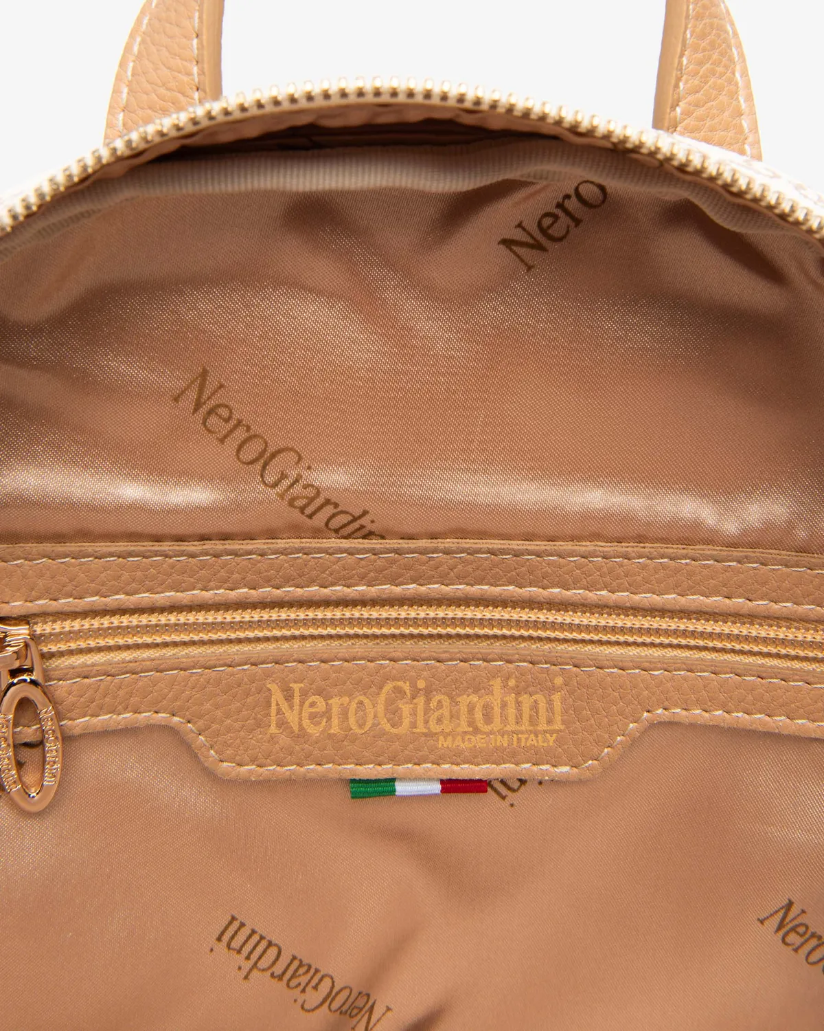 NeroGiardini rucsac dama mic material tehnic