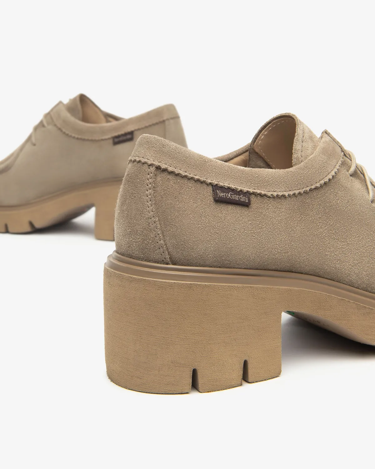 NeroGiardini pantofi siret dama piele intoarsa oxford