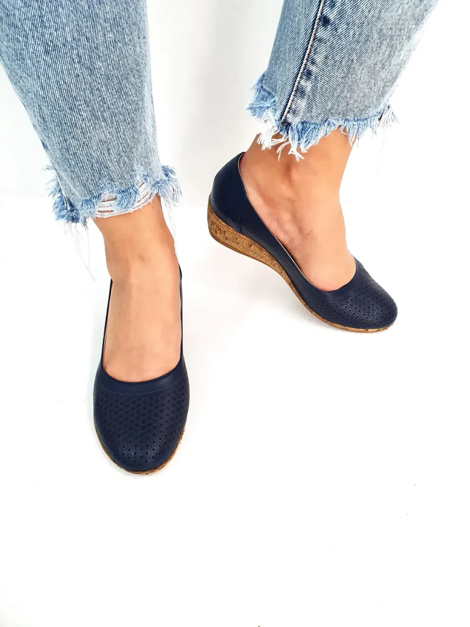 Catinca Shoes T2 BL pantofi dama perforati bleumarin piele
