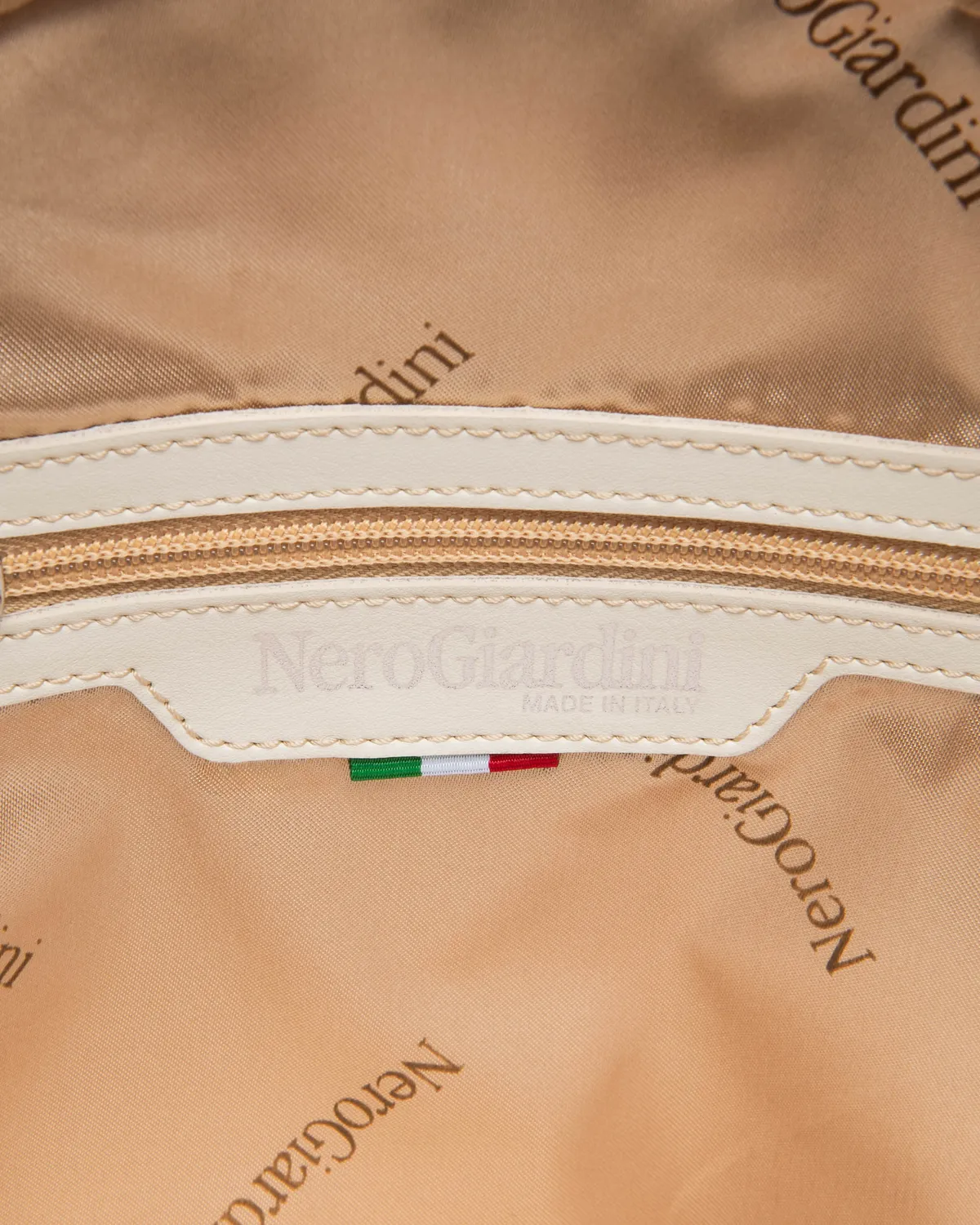 NeroGiardini rucsac dama mic material tehnic