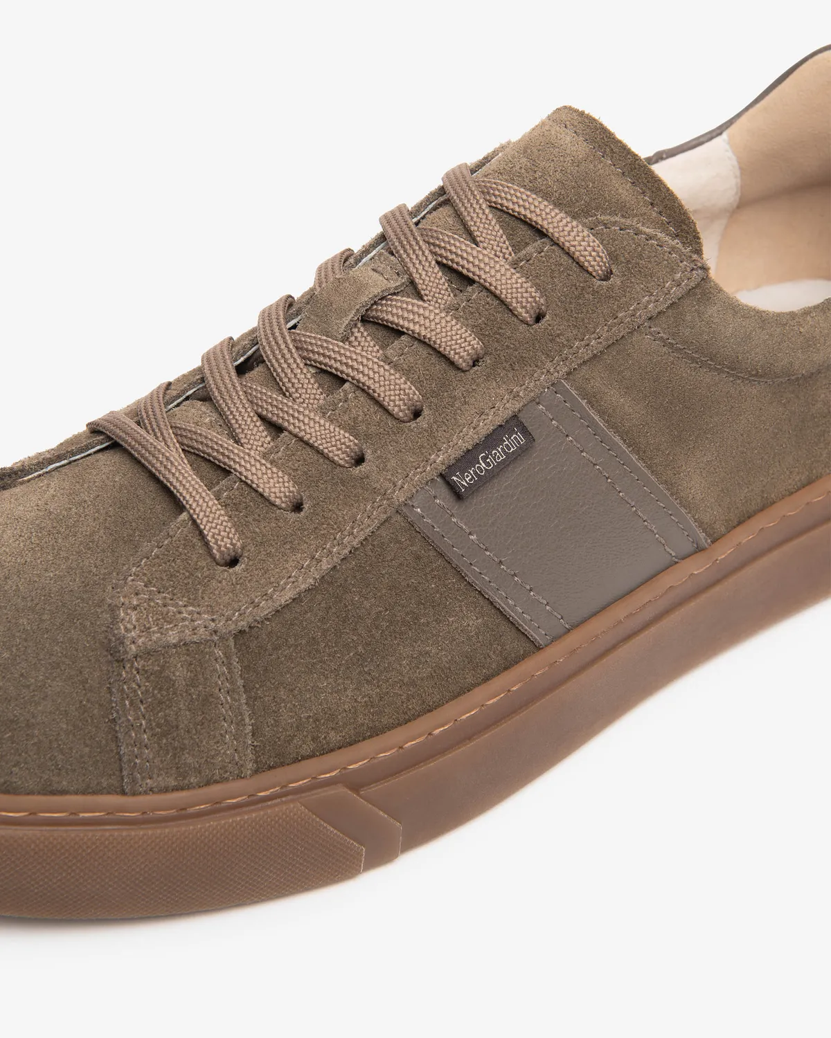 Sneakers barbati NeroGiardini piele si intoarsa