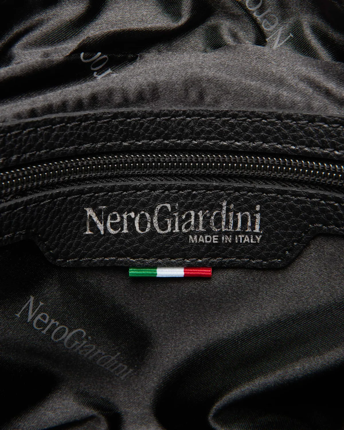 NeroGiardini geanta crossbody dama material tehnic