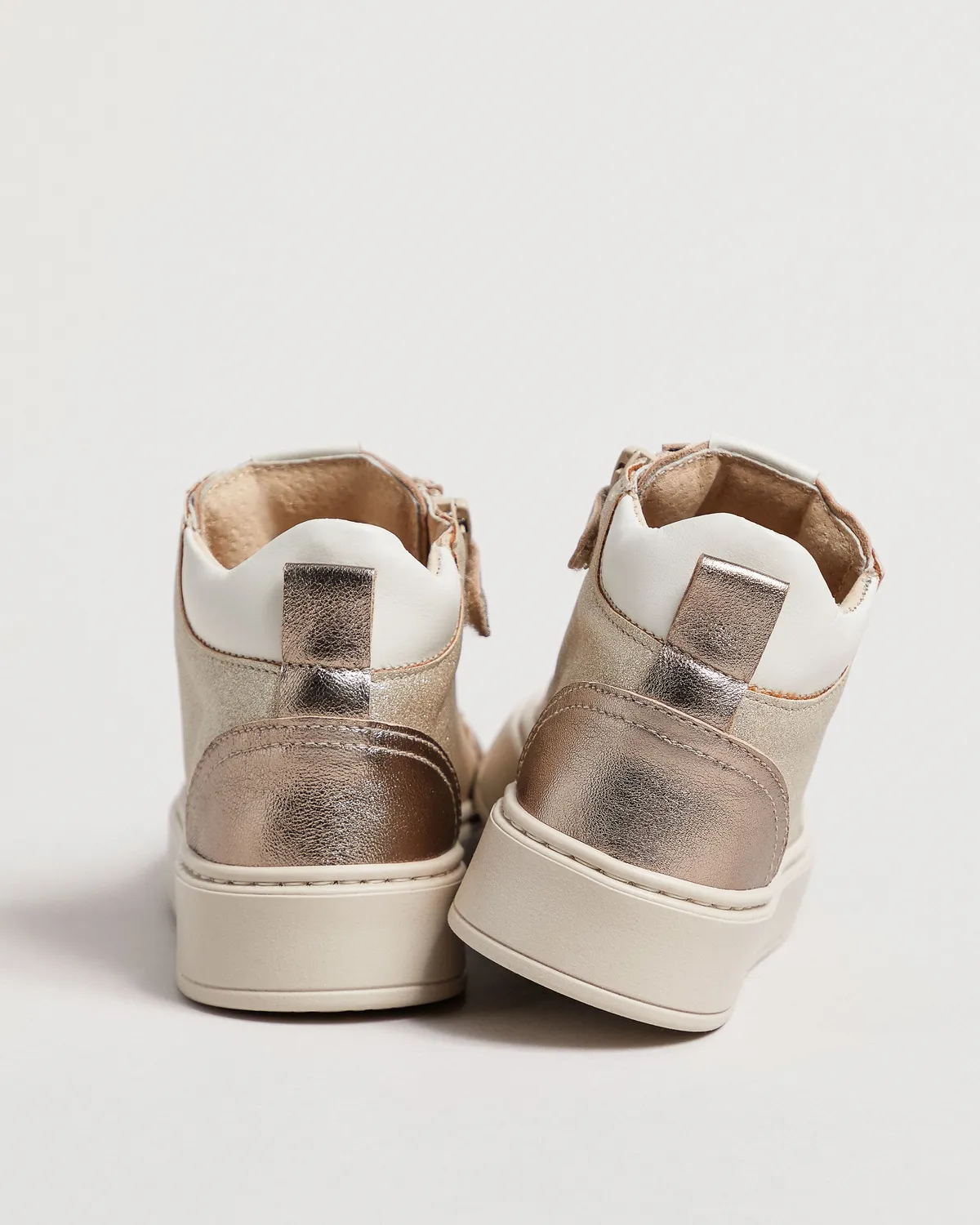 NeroGiardini sneakers fete piele material tehnic toamna