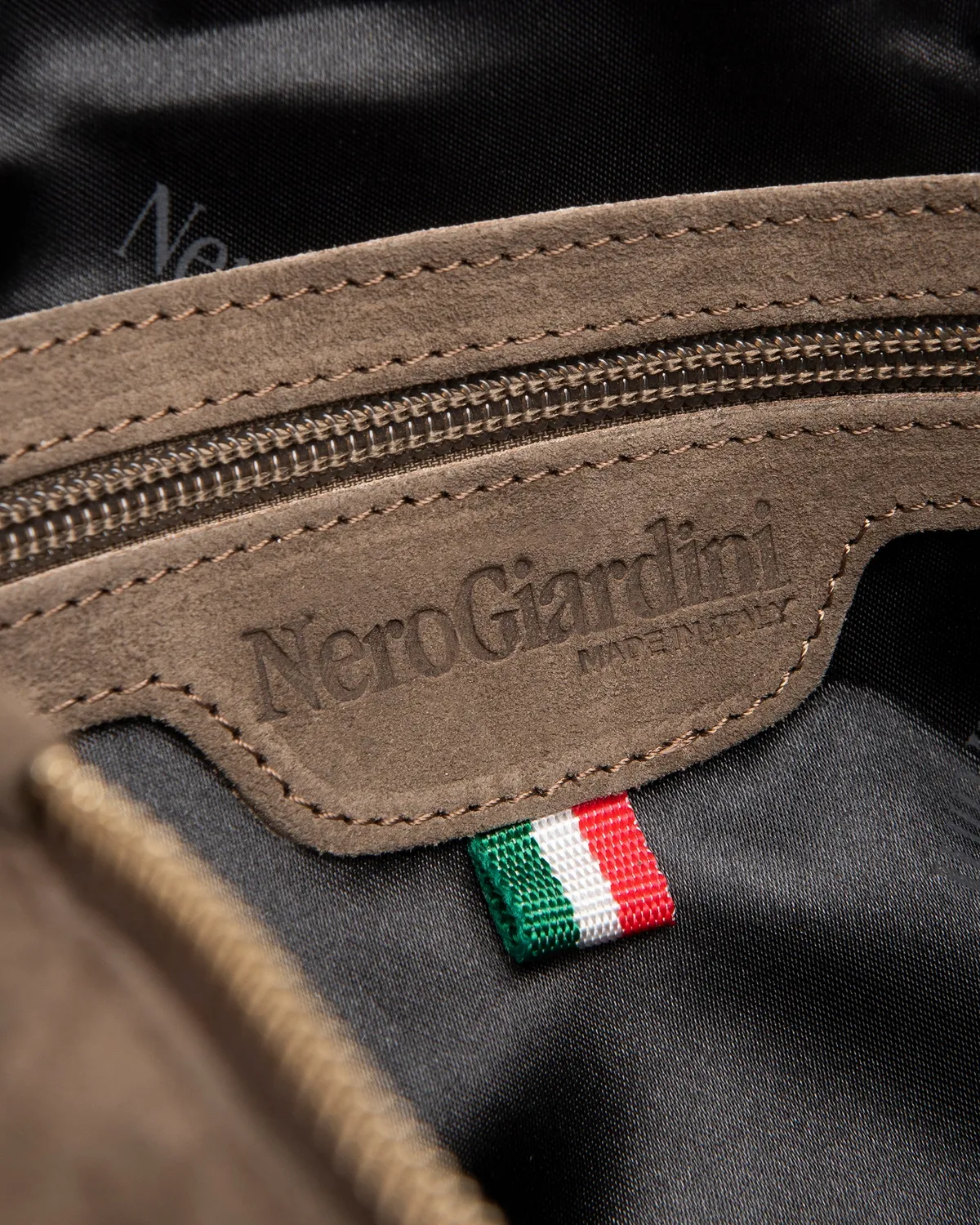 NeroGiardini geantă crossbody piele damă mărime unică