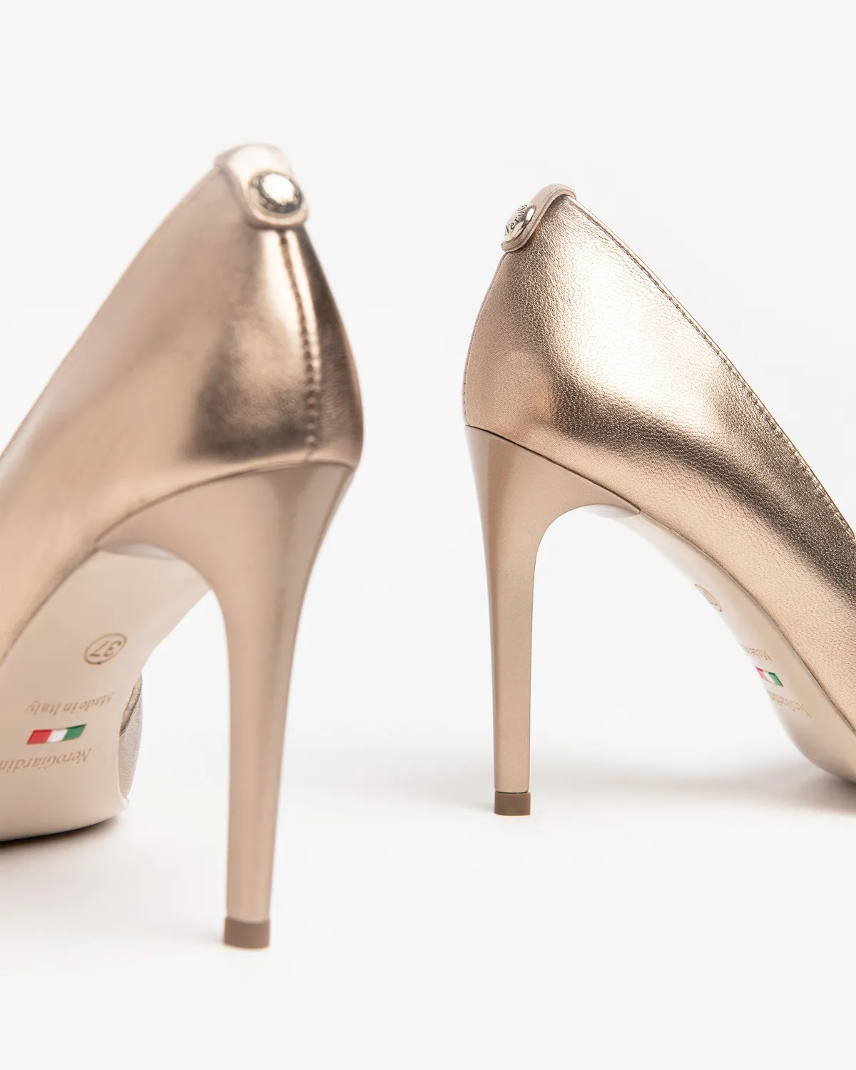 NeroGiardini pantofi stiletto piele neagră toc 95 mm