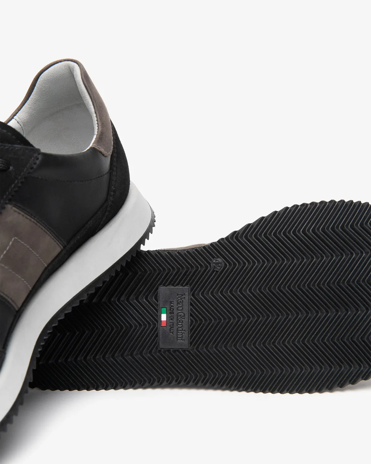 NeroGiardini pantofi sport barbati piele cu logo lateral