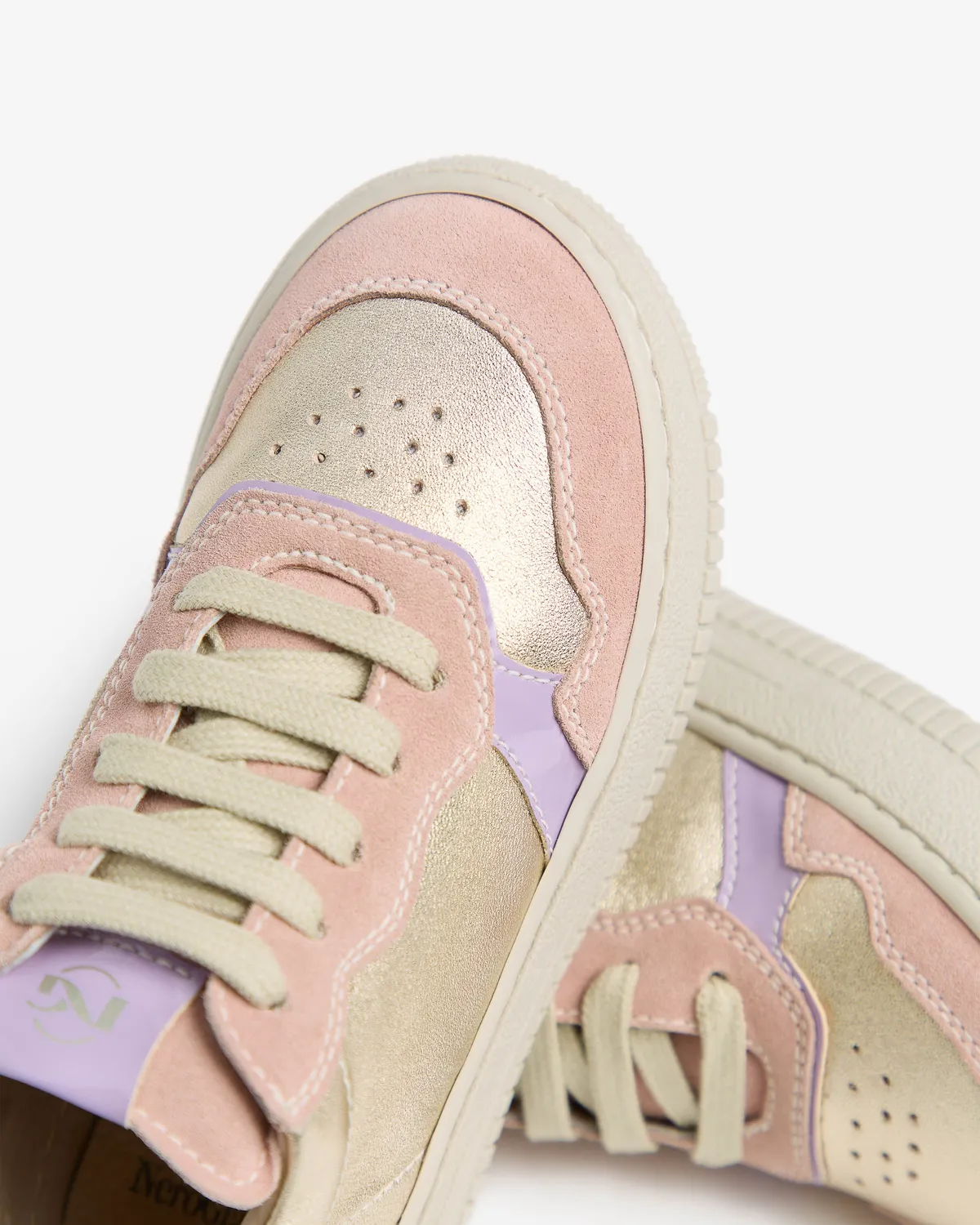 Sneakers fete piele NeroGiardini junior ușori