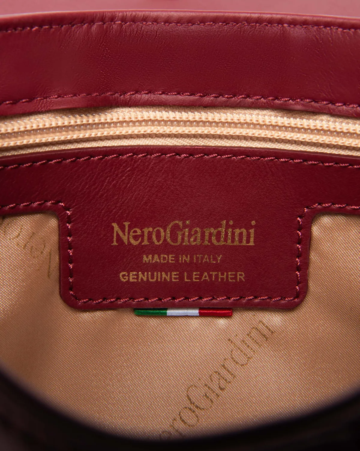 NeroGiardini geanta crossbody dama piele