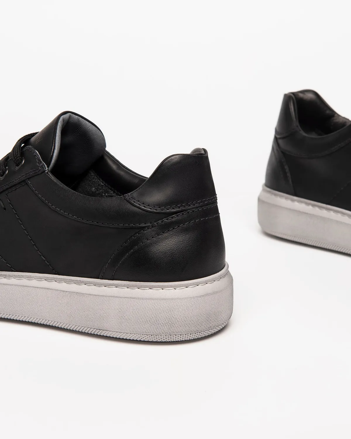 NeroGiardini Sneakers Bărbați Piele