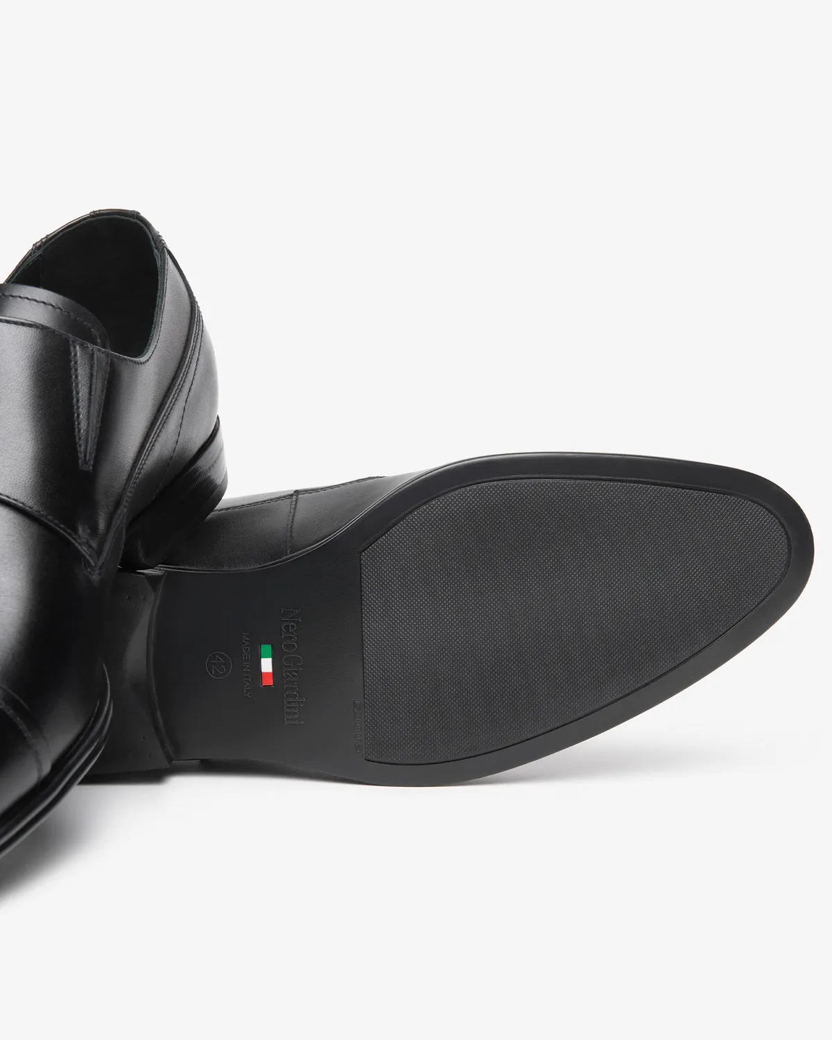 NeroGiardini pantofi barbati piele catarama dubla