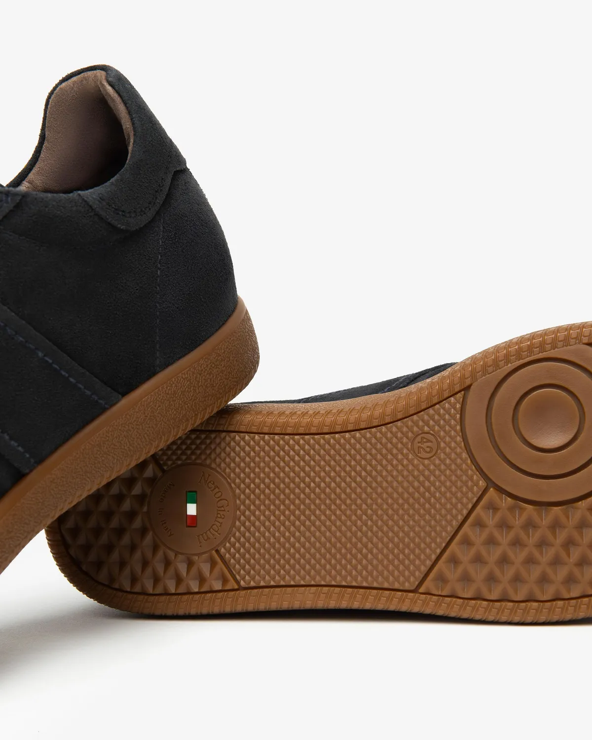 NeroGiardini sneakers barbati piele intoarsa
