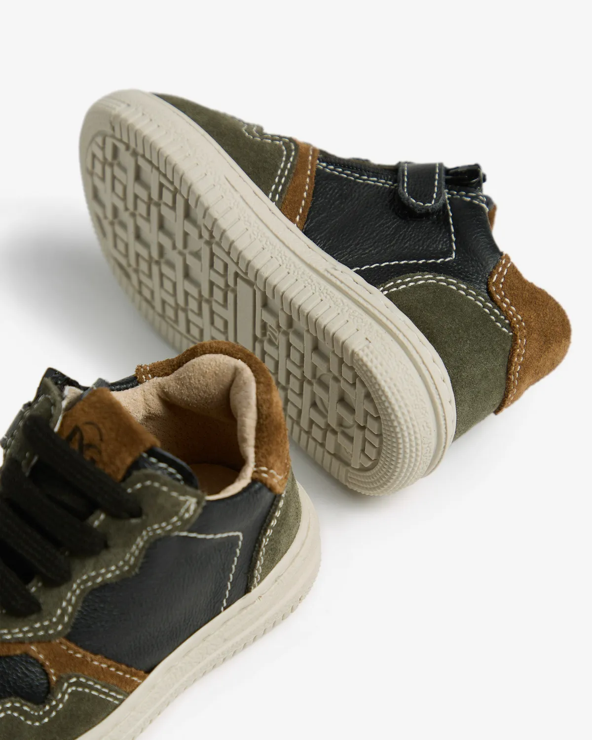 NeroGiardini sneakers băieței piele și velur toamnă comozi