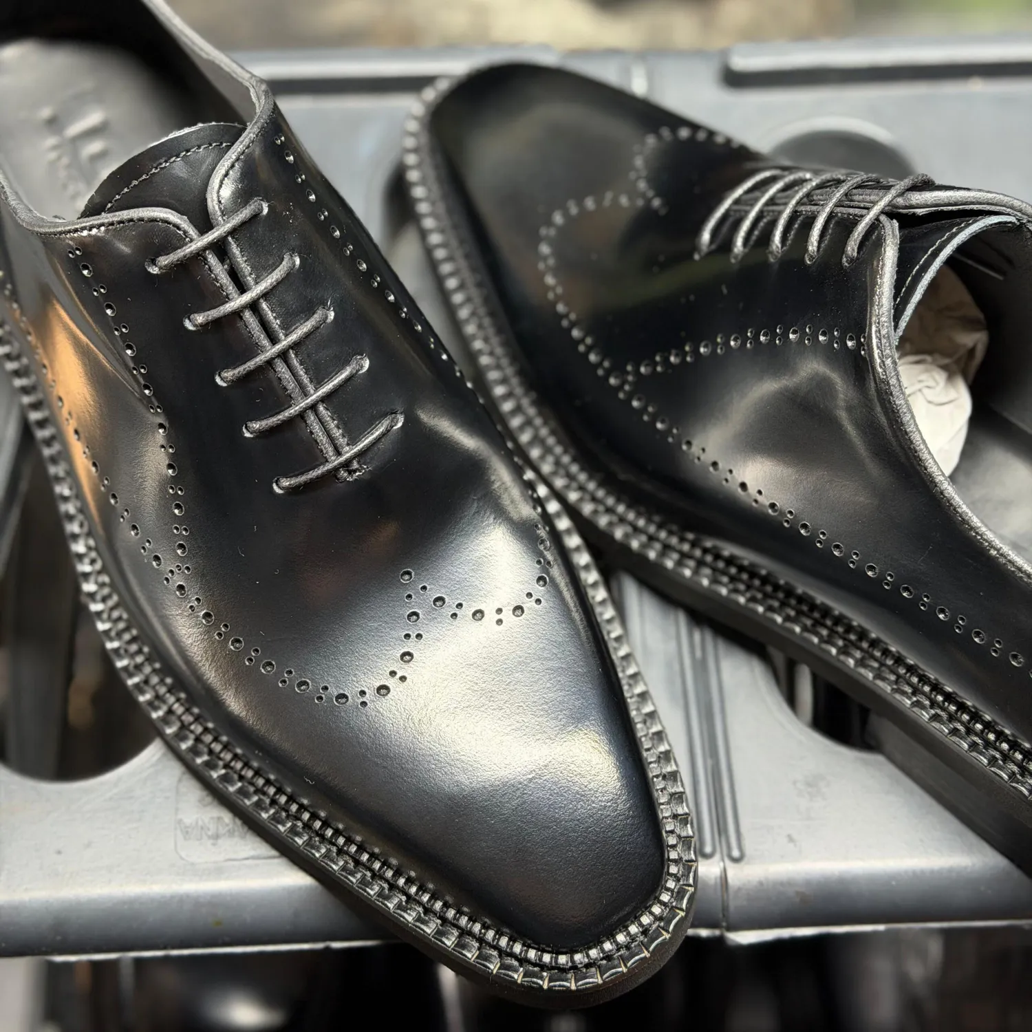 Lucas Shoes Elegant 906 pantofi barbati negru semilac piele