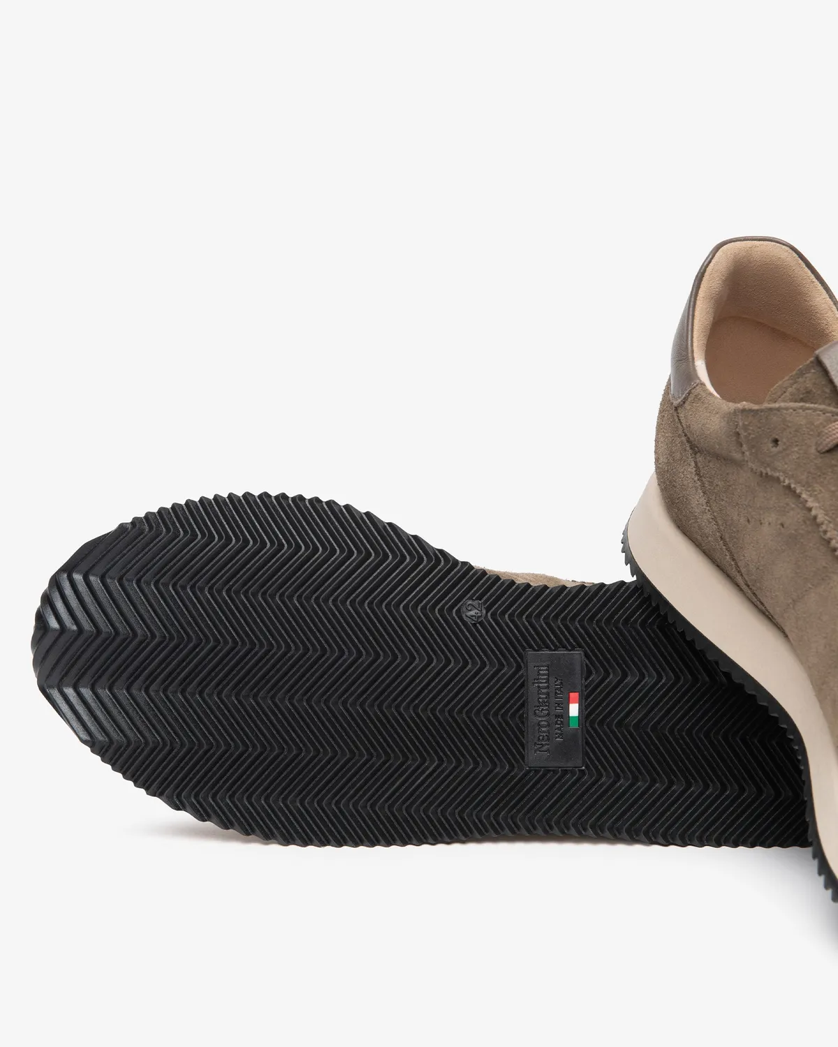 NeroGiardini sneakers bărbați piele și piele întoarsă