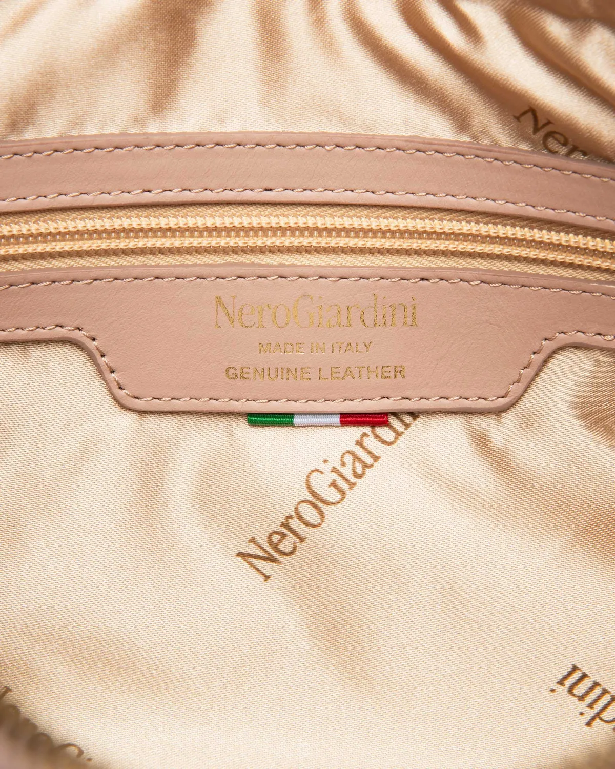 NeroGiardini geanta hobo dama piele