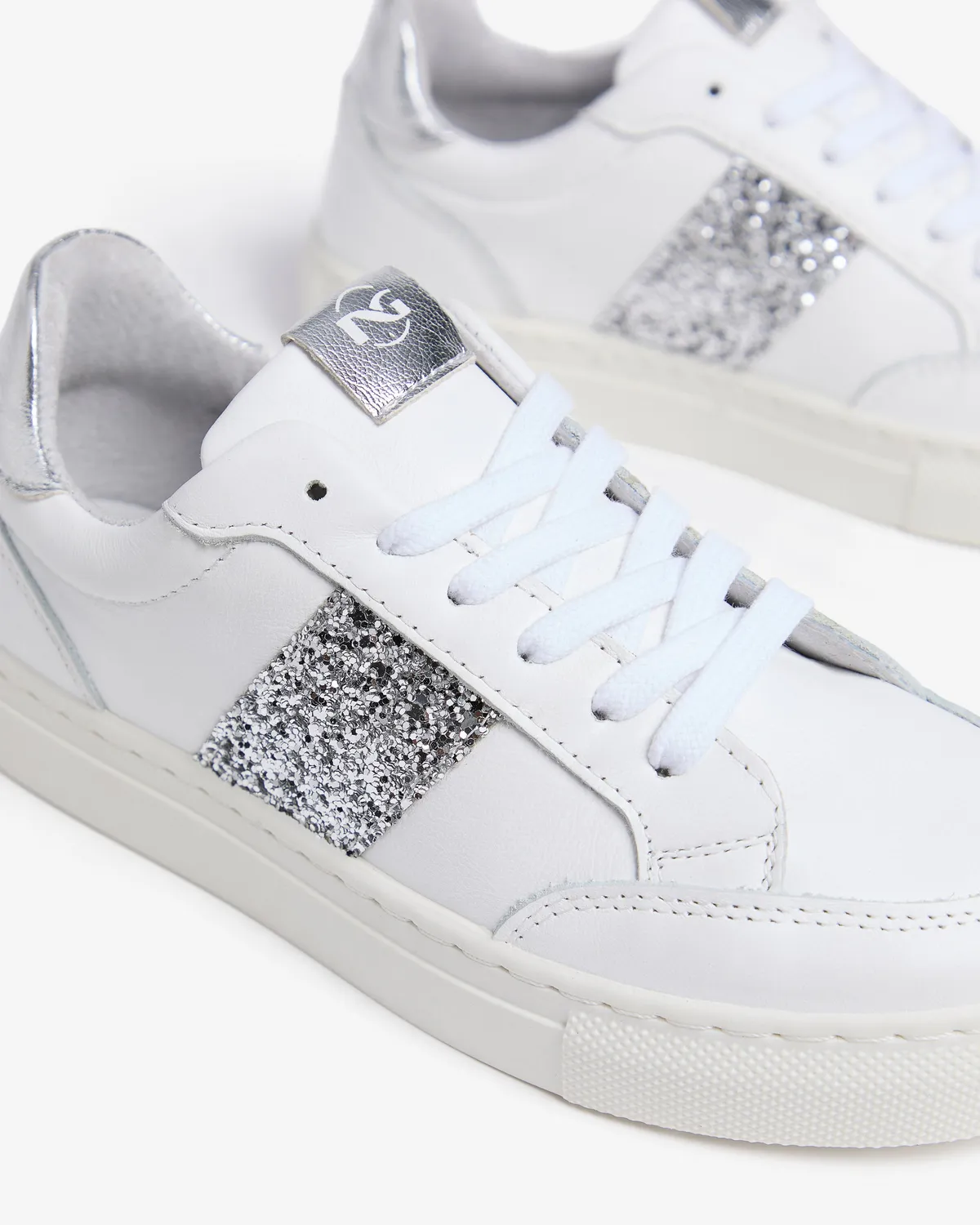 NeroGiardini sneakers fete piele respirabili