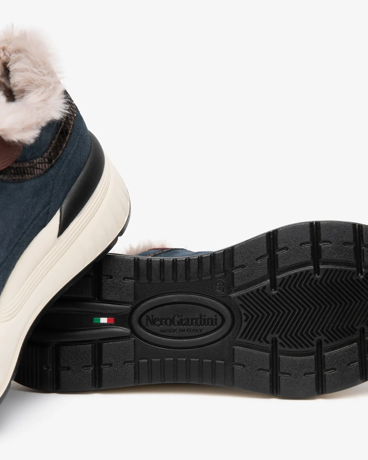 NeroGiardini sneakers dama piele intoarsa cu blana
